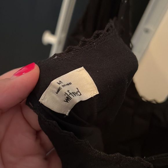 Wilfred aritzia black midi length jumpsuit  with elastic waist. Medium - Picture 4 of 4